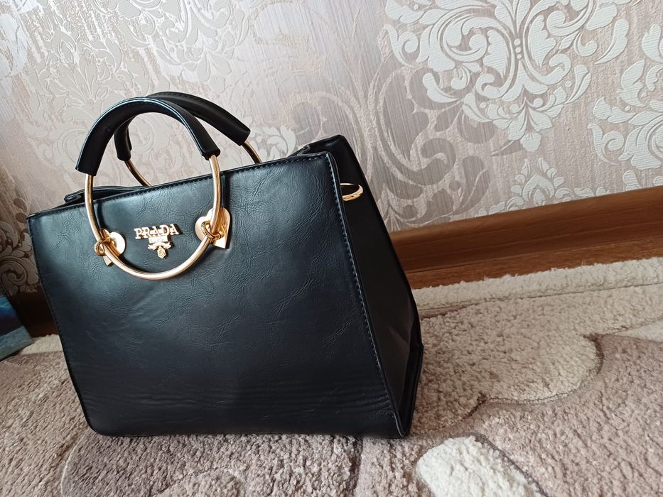 Стильная сумка prada milano