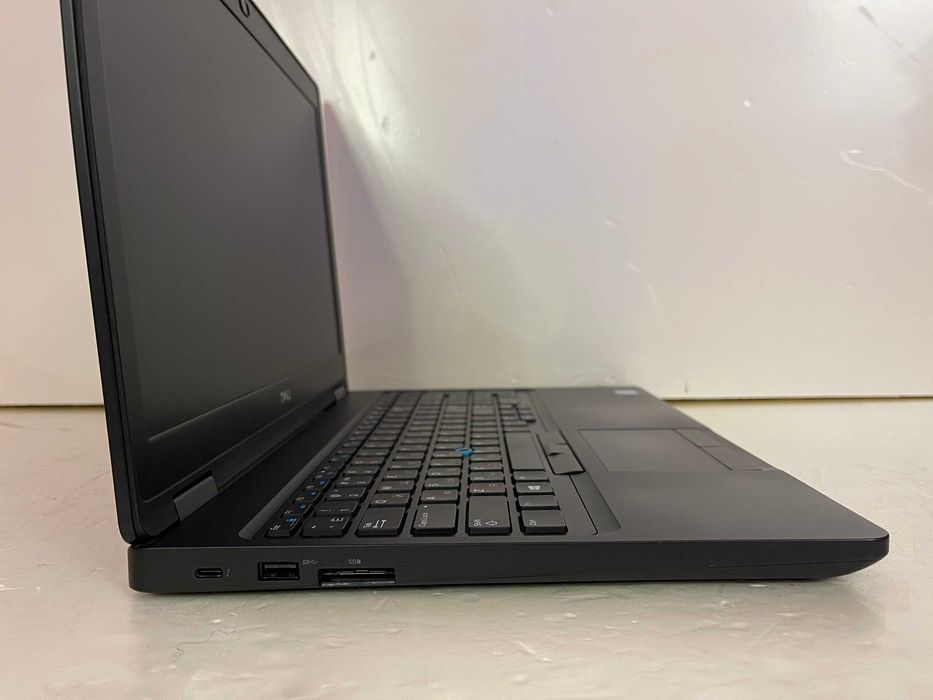 Игровой СВЕЖАК!!  DELL 5591 + (Core i5 8300H) + 32 RAM + ГАРАНТИЯ!