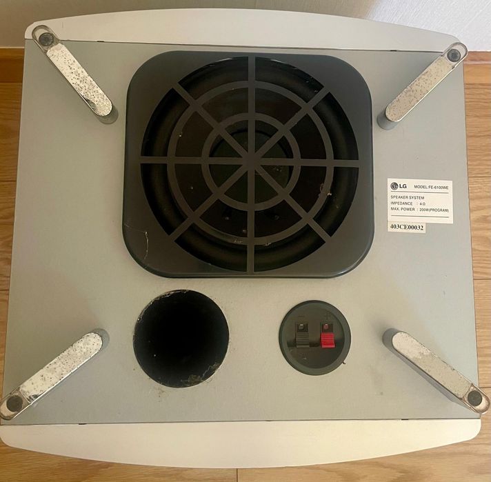 Sistema de som surround LG modelo FE-6100