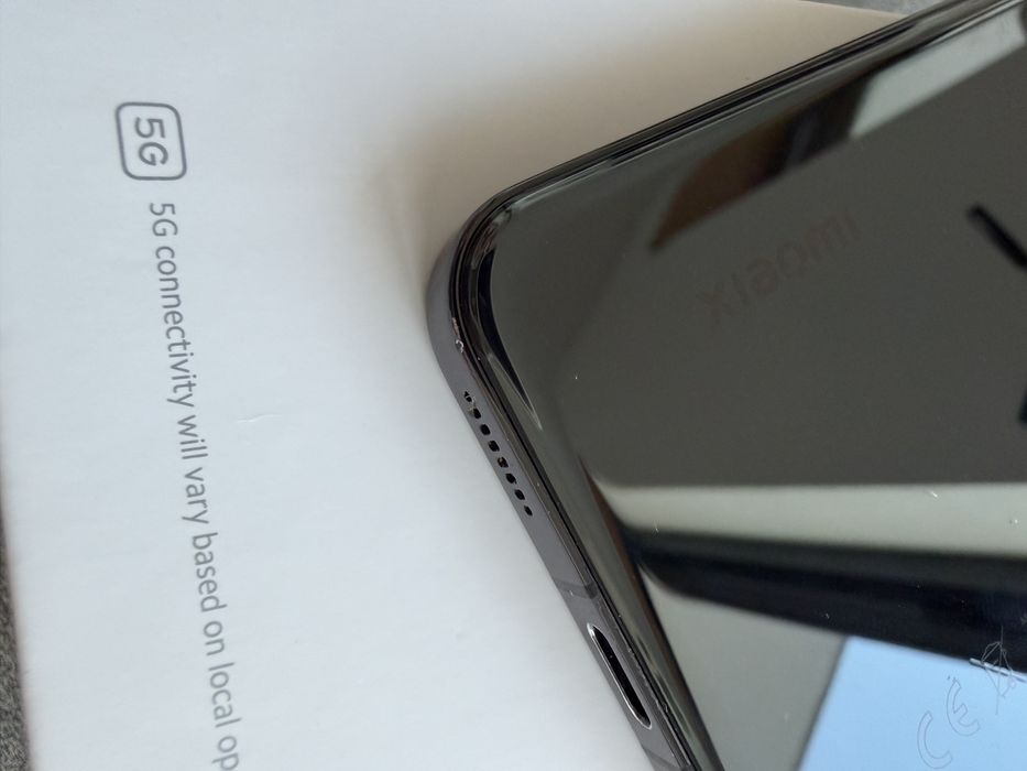 Xiaomi 13 5G 256GB – Como Novo