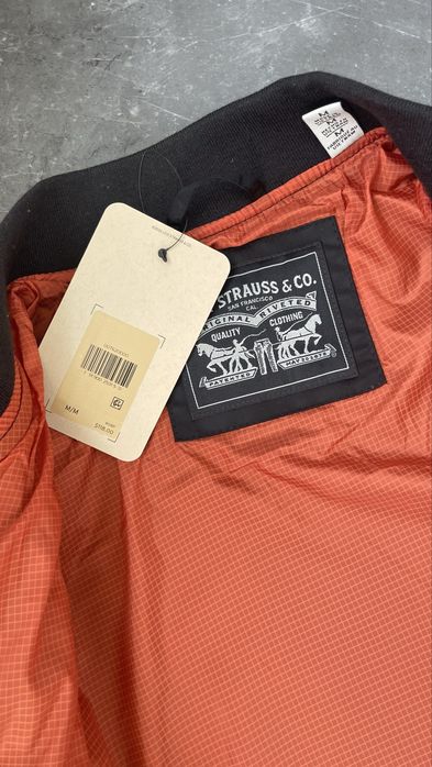 Чоловіча куртка / бомбер (flight jacket) Levi’s   розмір: L