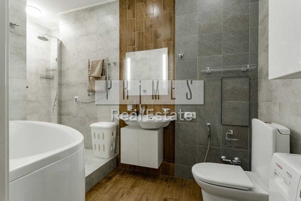 Пропонується до продажу  4-к квартира 119м  у ЖК Новопечерські Липки.