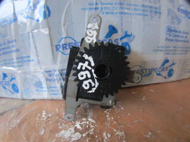 Motor da comporta da sofagem TOYOTA Auris Hatchback (_E15_)
