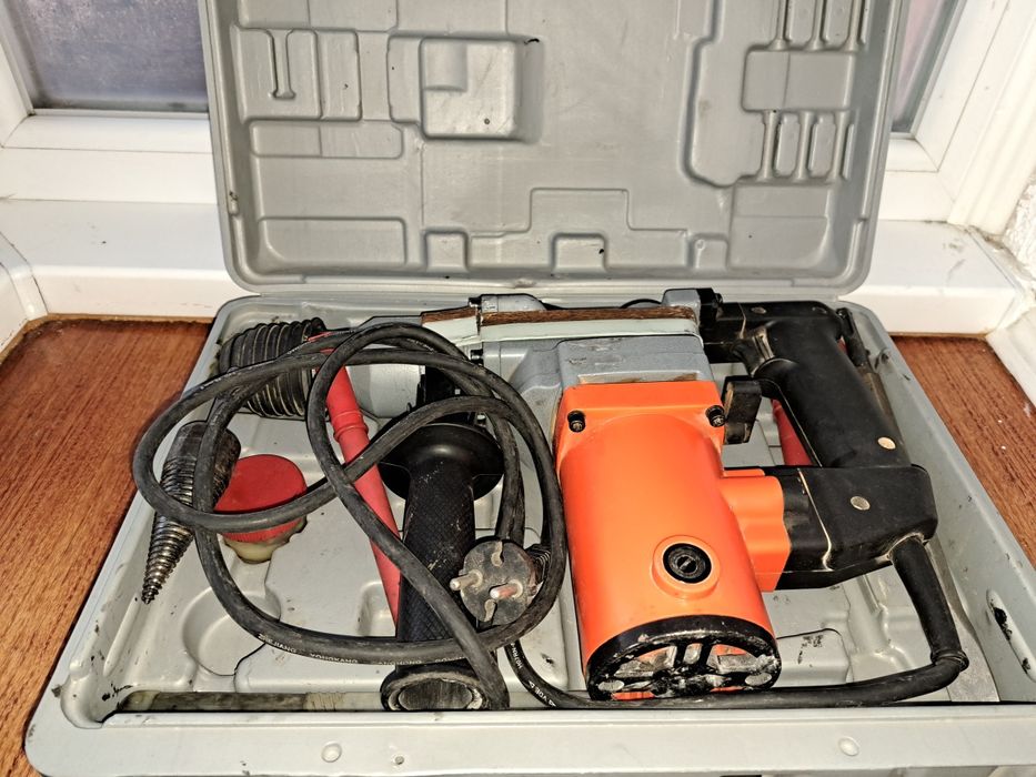 Продам інструменти робочі