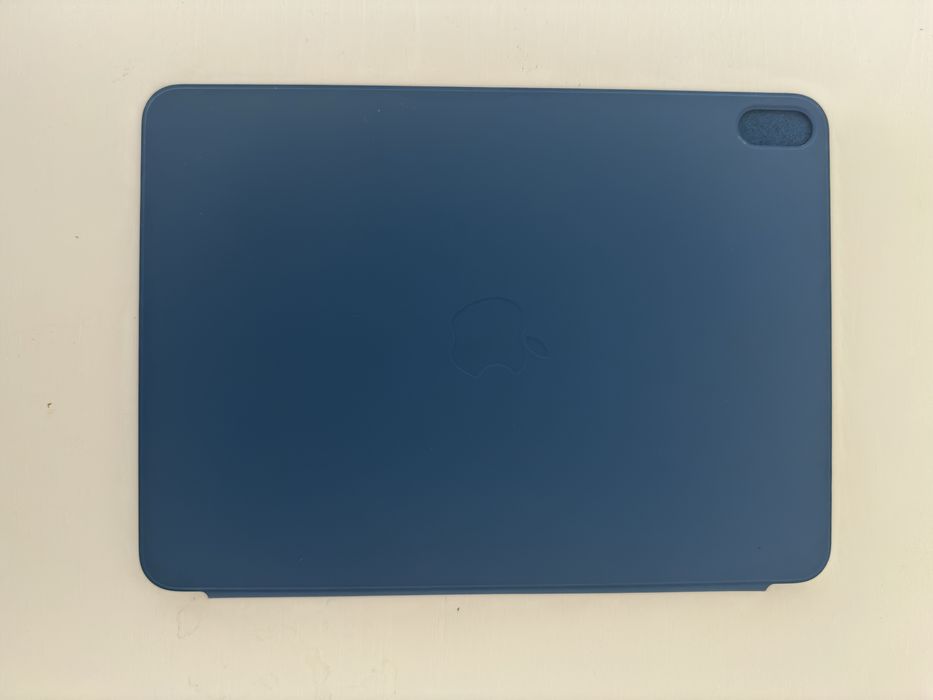 Apple Smart Folio para iPad Air (5.ª geração) M1  Azul-marinho C/ Novo