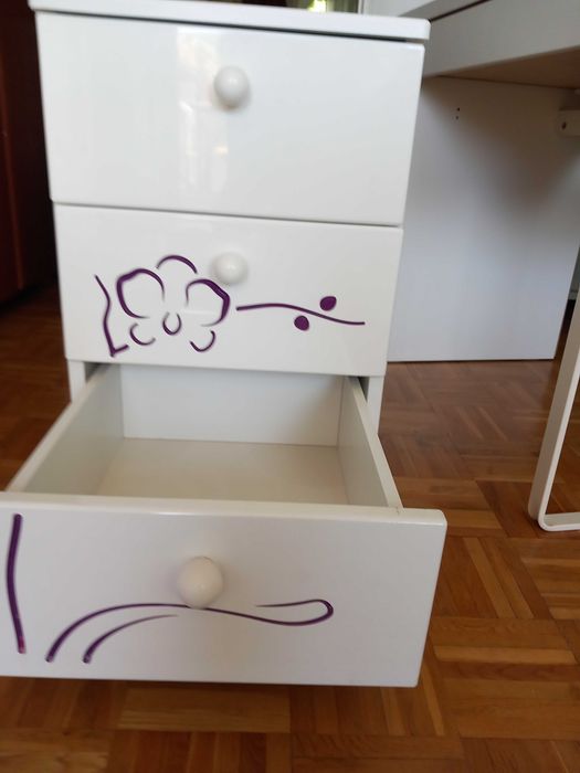 biurko Ikea i kontenerek Meblik