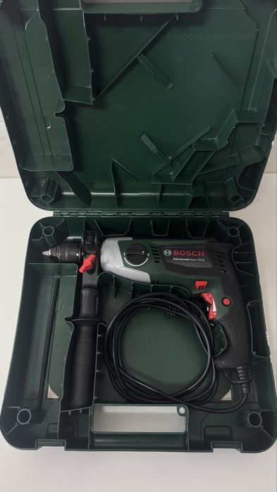 Berbequim / Furadeira de Impacto Bosch 900W