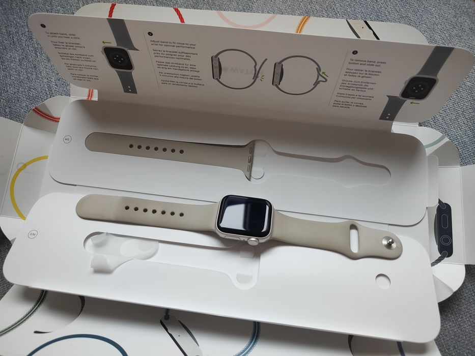 Zegarek Apple Watch SE (Gen 2) 40mm Star Alu  Smartwatch A2722