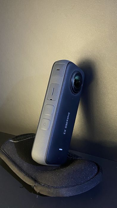Екшн-камера Insta360 X3