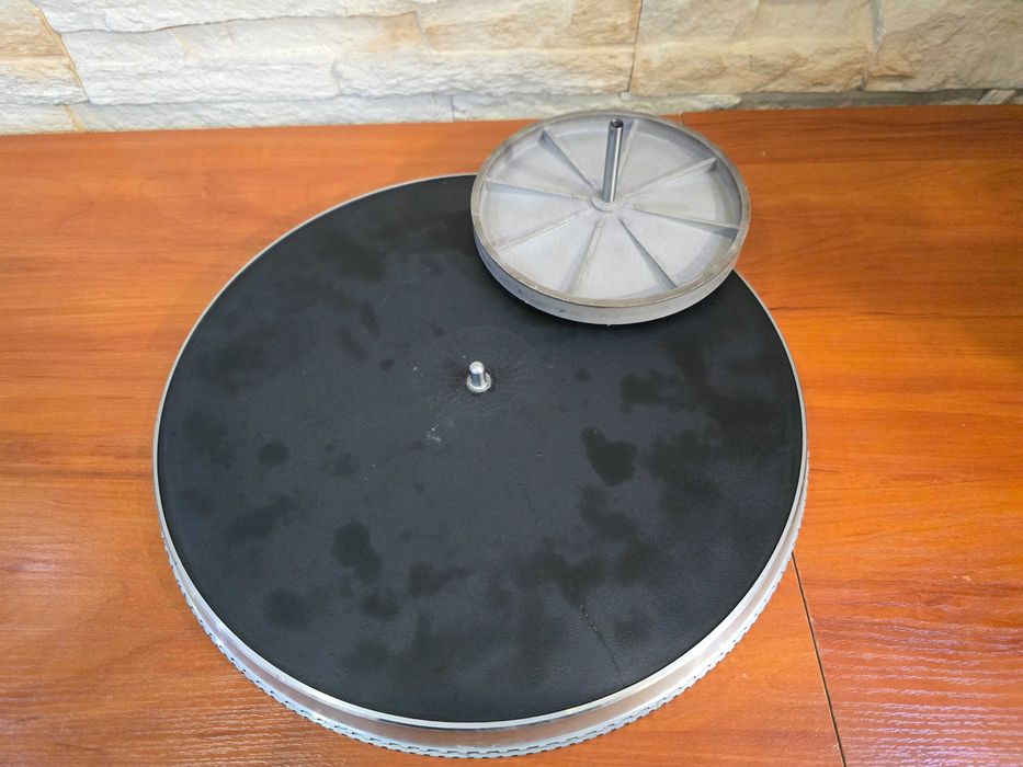 Unitra Diora talerz do gramofonu  G - 8010 z matą i podtalerzykiem