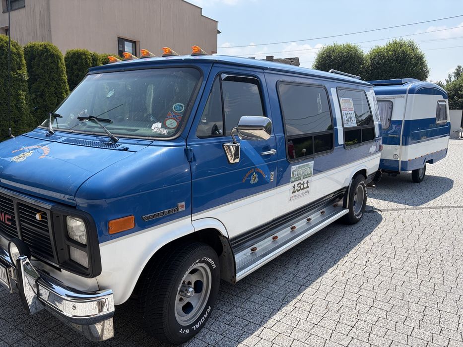 GMC Vandura 1984 photo 2