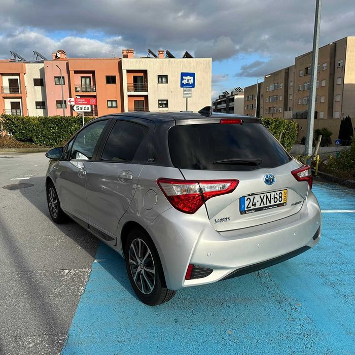 Toyota Yaris 1.5 Edição Especial 20 Anos automático 2019