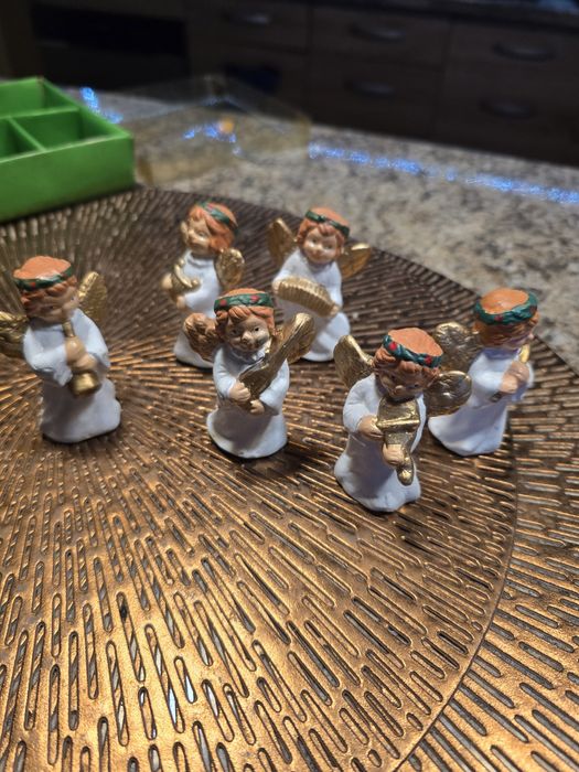 Figurki   grające aniolki