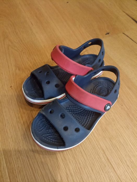 Crocs c8 sandały