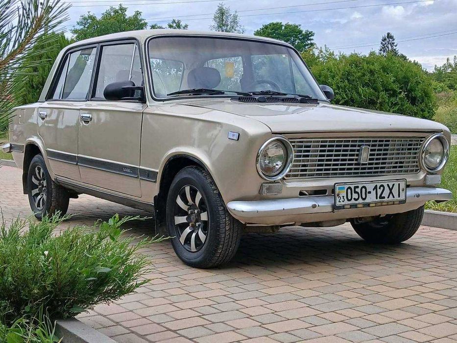Продам ВАЗ 21013