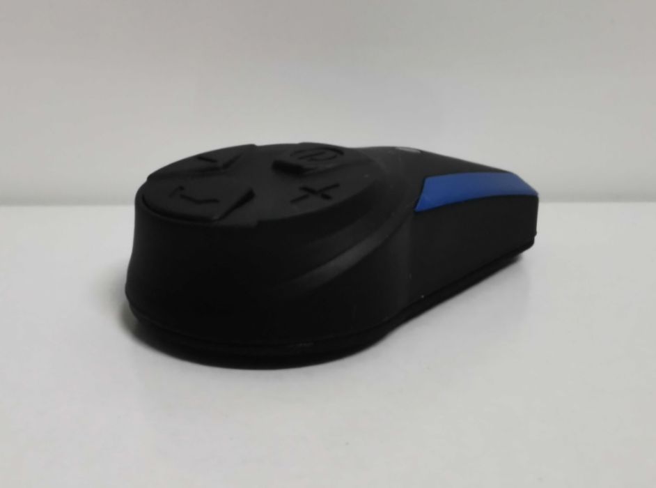 Auriculares/intercomunicadores Bluetooth/ FM /Capacete/Motard (NOVOS)