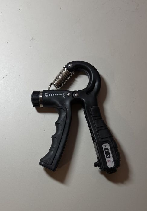 Еспандер кистьовий з лічильником