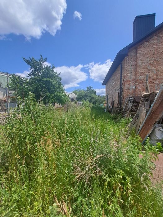 Продаж земельної ділянки під забудову поблизу центру Тернополя