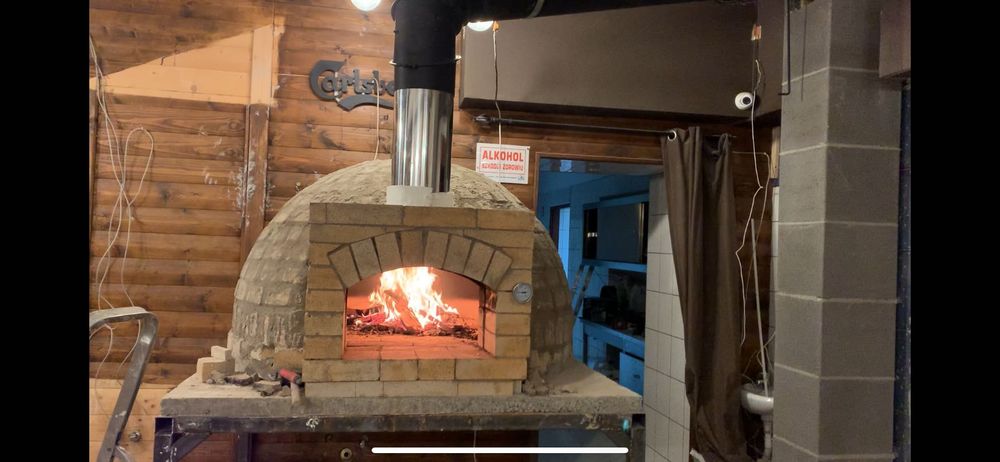 piec do pizzy opalany drewnem