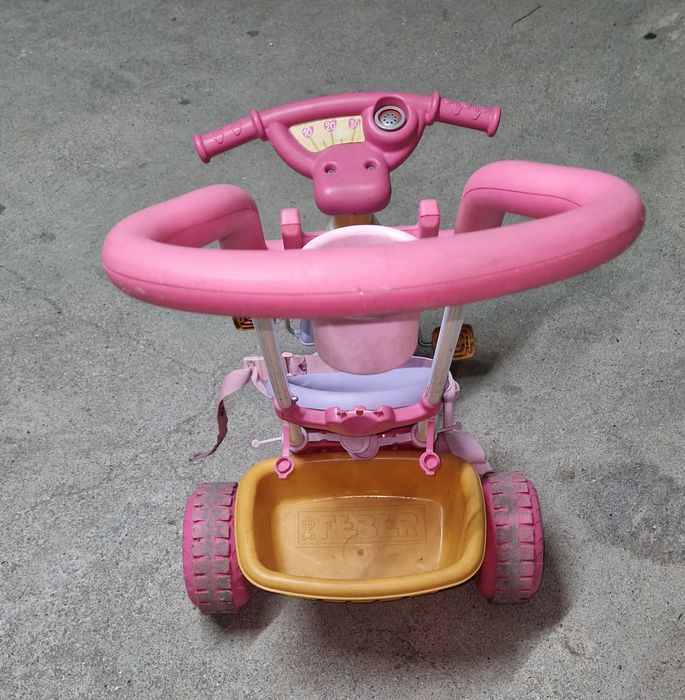 Triciclo para crianças com cinto