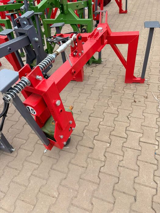 Świder ziemny wiertnica FELIX do wiercenia otworów z przesuwem hydraulicznym polski producent