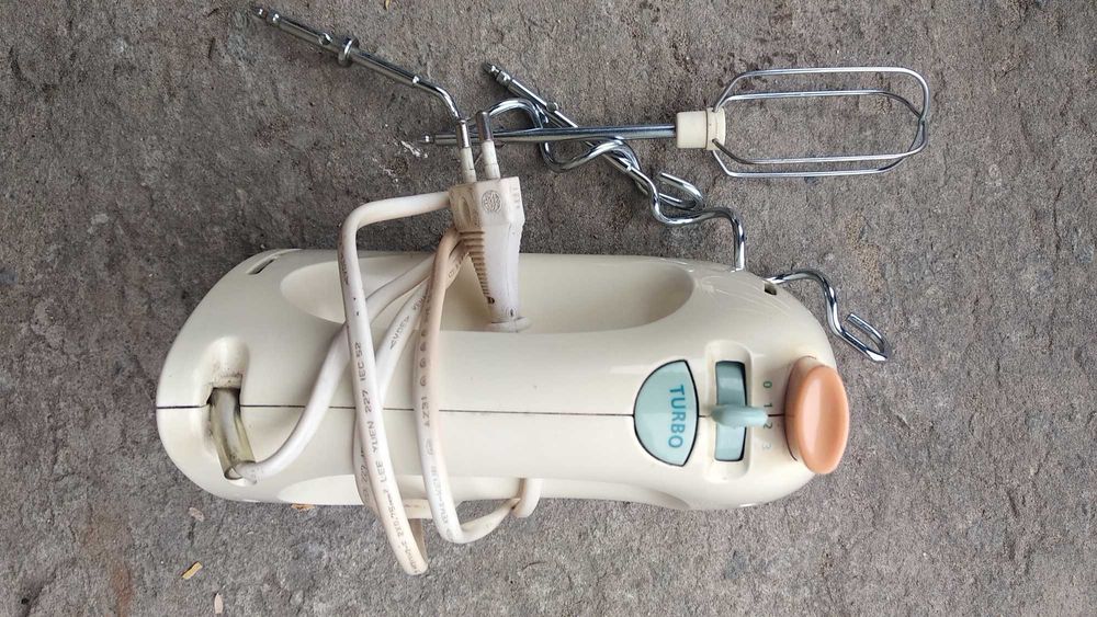 Міксер Phillips HR 1453