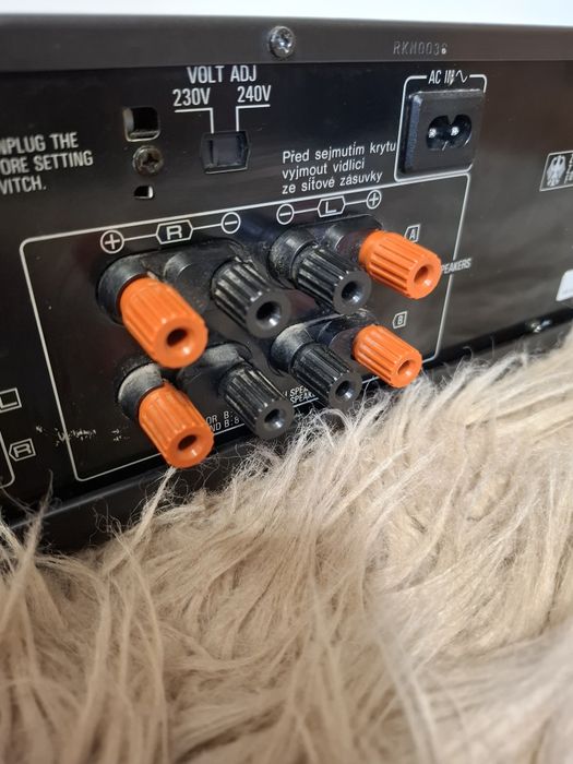 Wzmacniacz Technics SU-VZ320. Bardzo dobry stan.