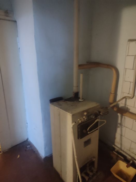 Продаж частини будинку в місті Сміла, центр міста.
