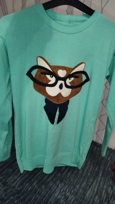 світер жіночий з принтом