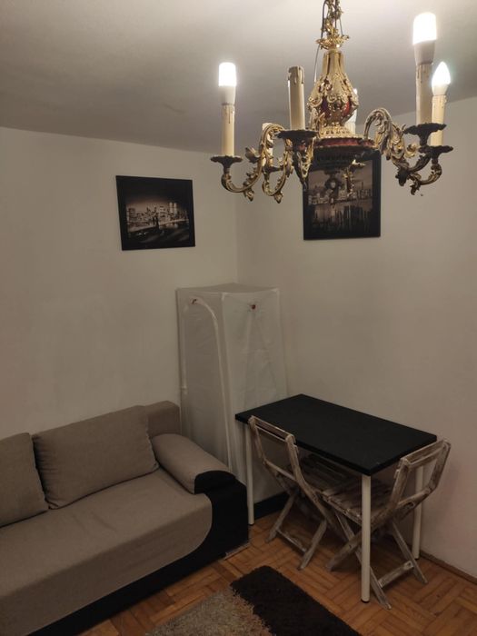 Duzy pokoj z balkonem bialoleka