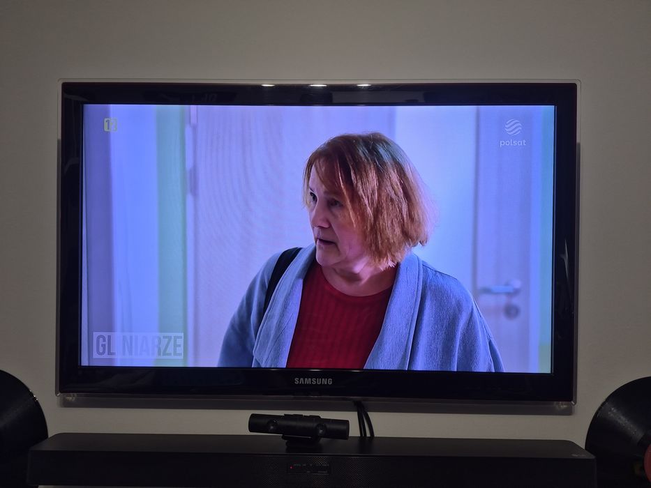 Telewizor Samsung UE37C5000QW 37" Full HD – Bardzo dobry stan
