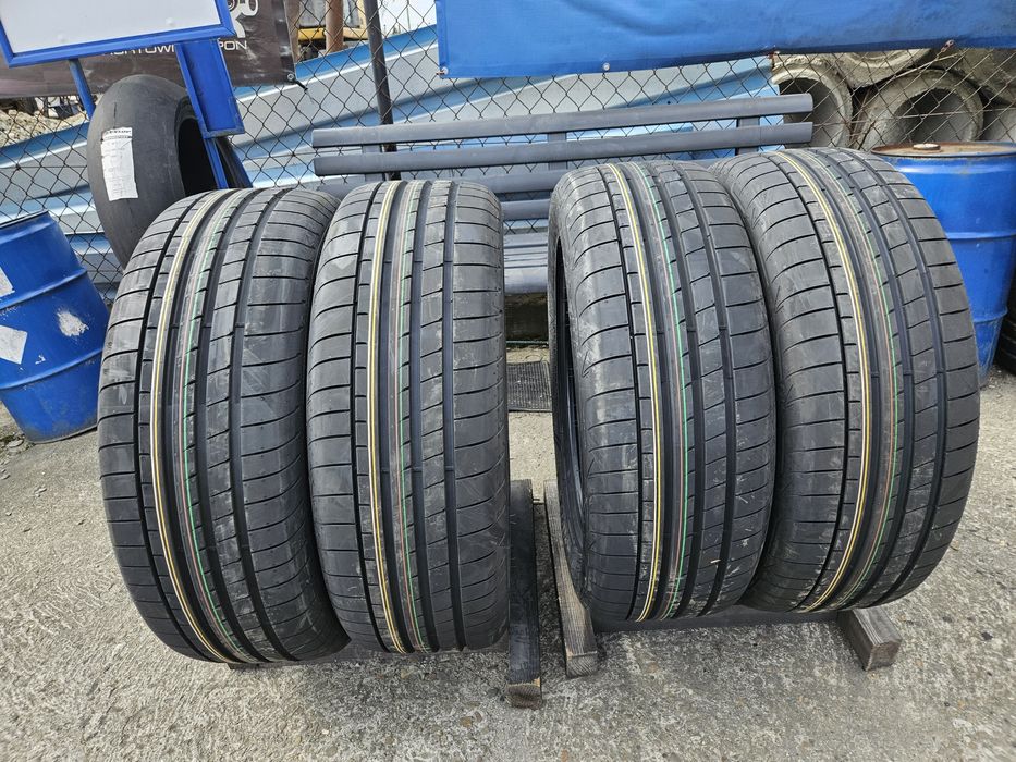 Opony letnie 235/55/19 goodyear mercedes glc