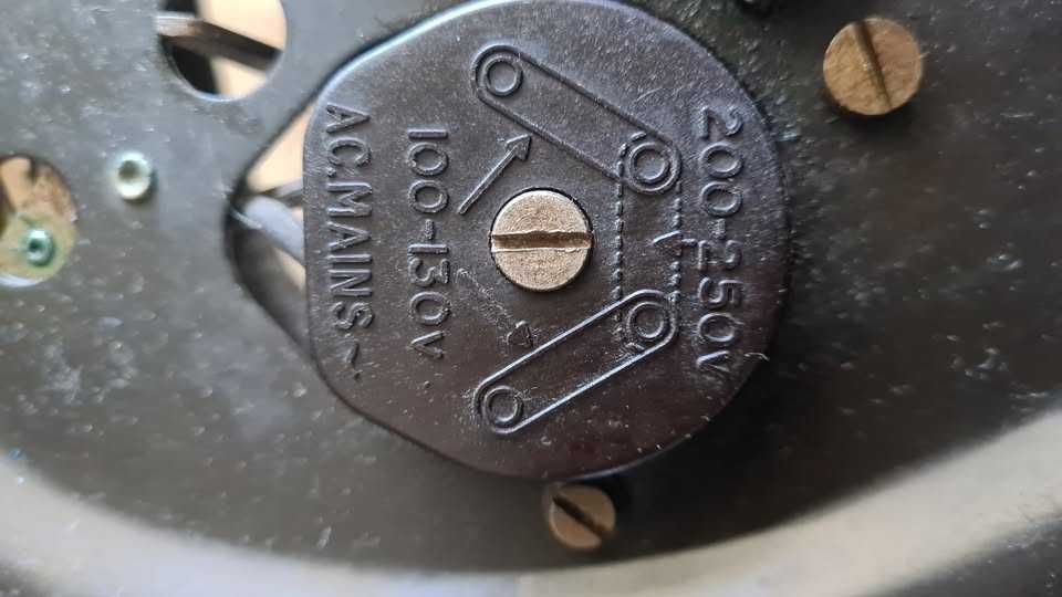 grafonola eléctrica, gira discos Garrard RC 65