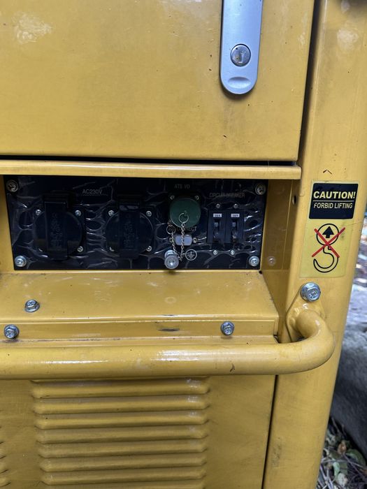 Бензиновый Генератор Kipor KDE 12 STA