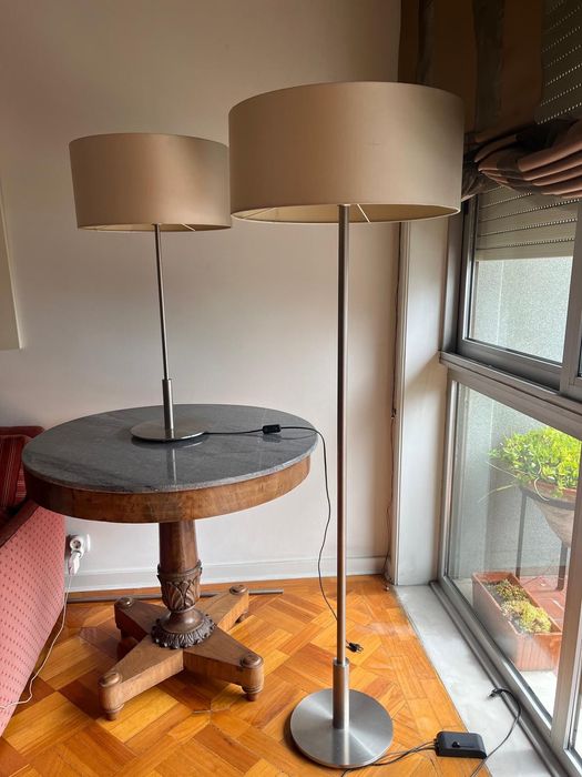 Conjunto de candeeiros: pé e mesa