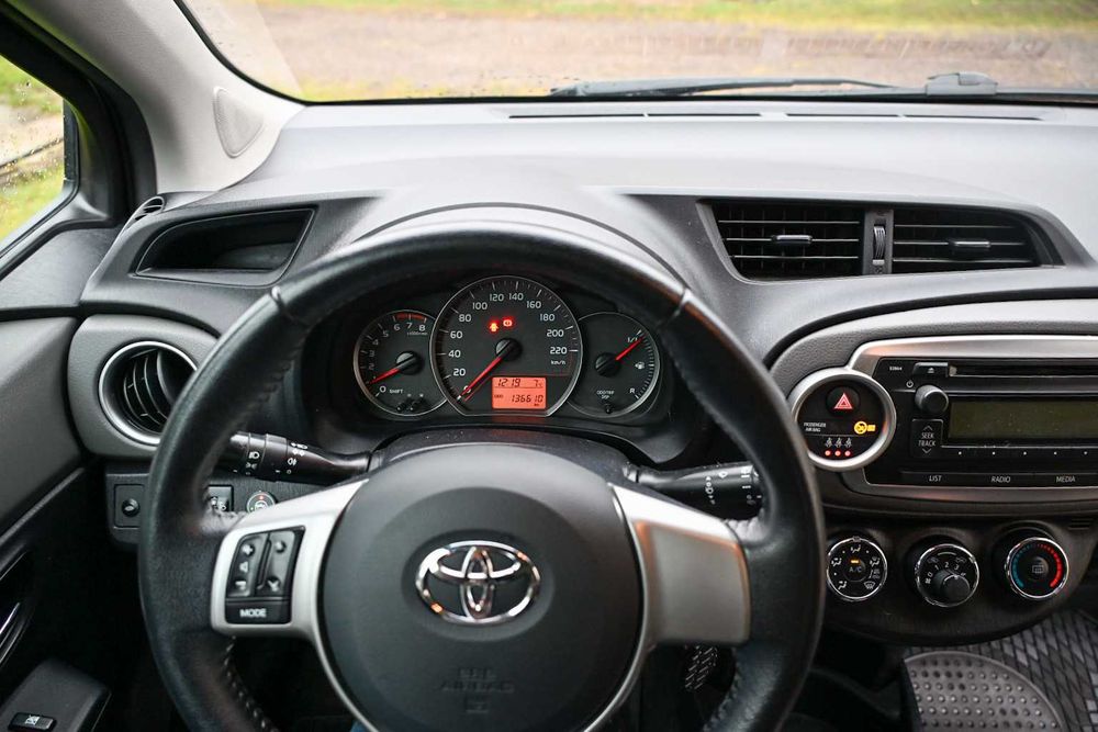 Toyota Yaris 1.0 + LPG