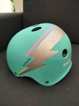 Capacetes Skate Triple 8 NOVO a estrear