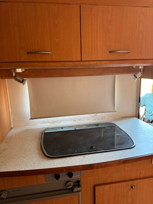 Vendo a caravana Pluma 450