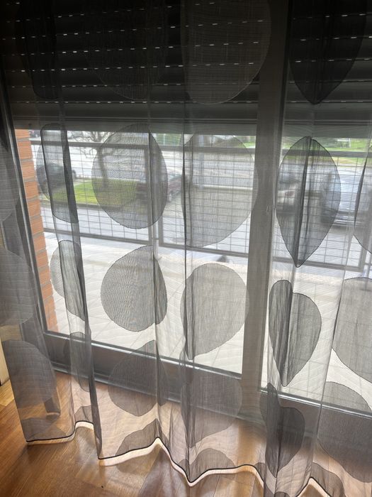 Cortina + Barão - 4 metros largura x 2,30 metros de altura