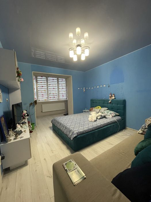 Продаж 1-кімнатної квартири, вул. Івасюка, поруч ТРЦ Арсен