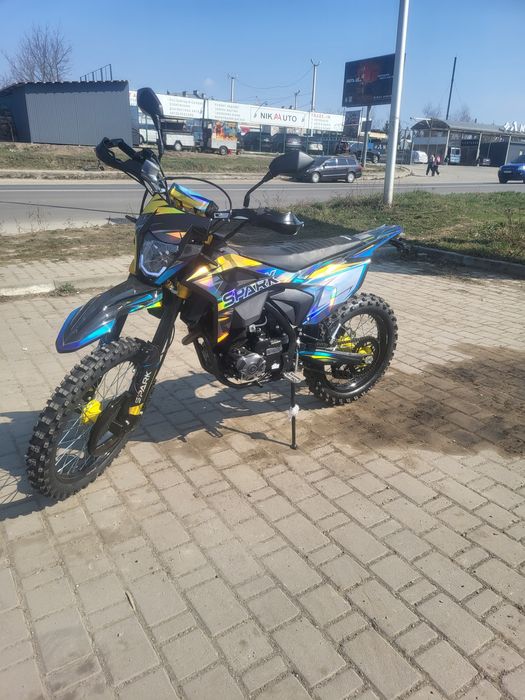 Новий мотоцикл SPARK SP300P-1