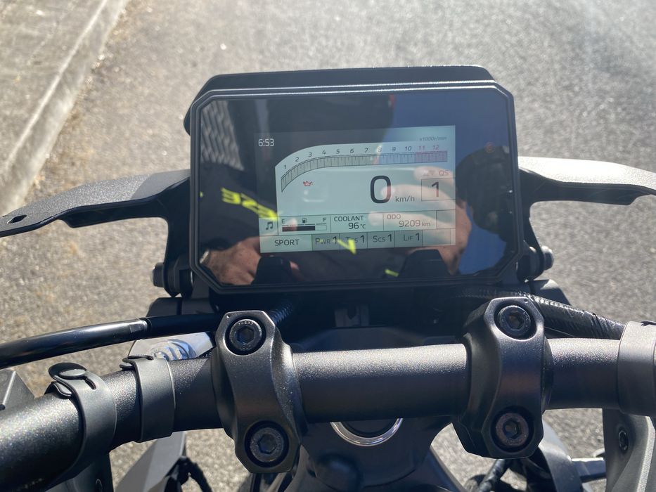 Yamaha MT 09, IUC pago, revisionada, garantia. Possibilidade credito