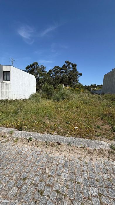 Lote para construção de moradia em Lourosa