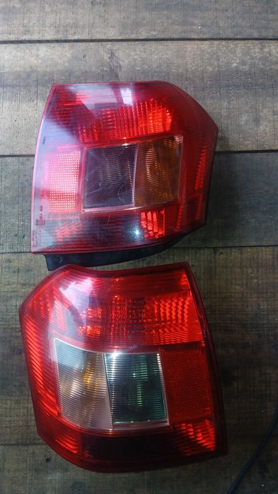 Farolins Toyota corola de 2004