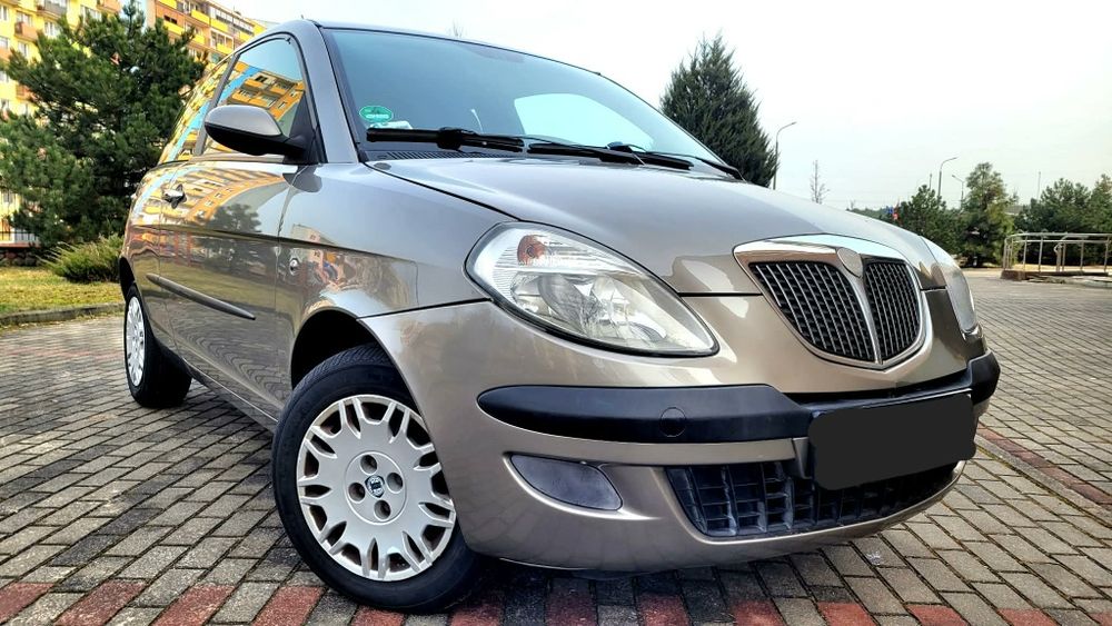 Lancia Ypsilon