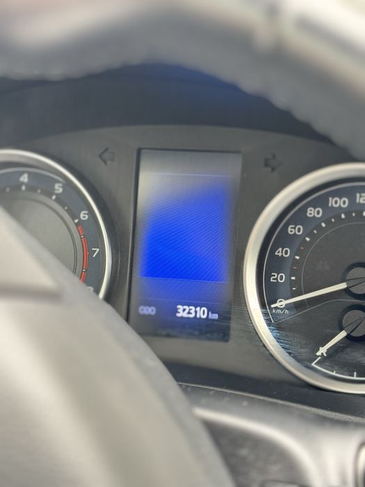 Toyota corolla 1.33 vvti Exlusive (32 mil km)