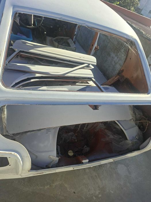 Datsun 100A com documentos — 750 € — photo 3