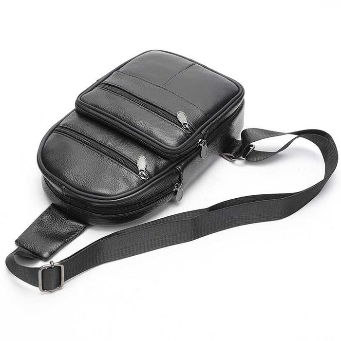 Качественная мужская кожаная сумка через плечо. Цвет: черный