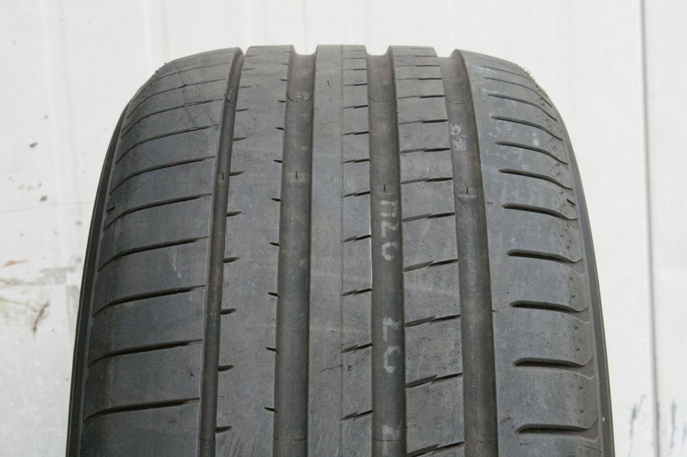 yokohama advan sport v107 285 40 22 110y nie naprawiana