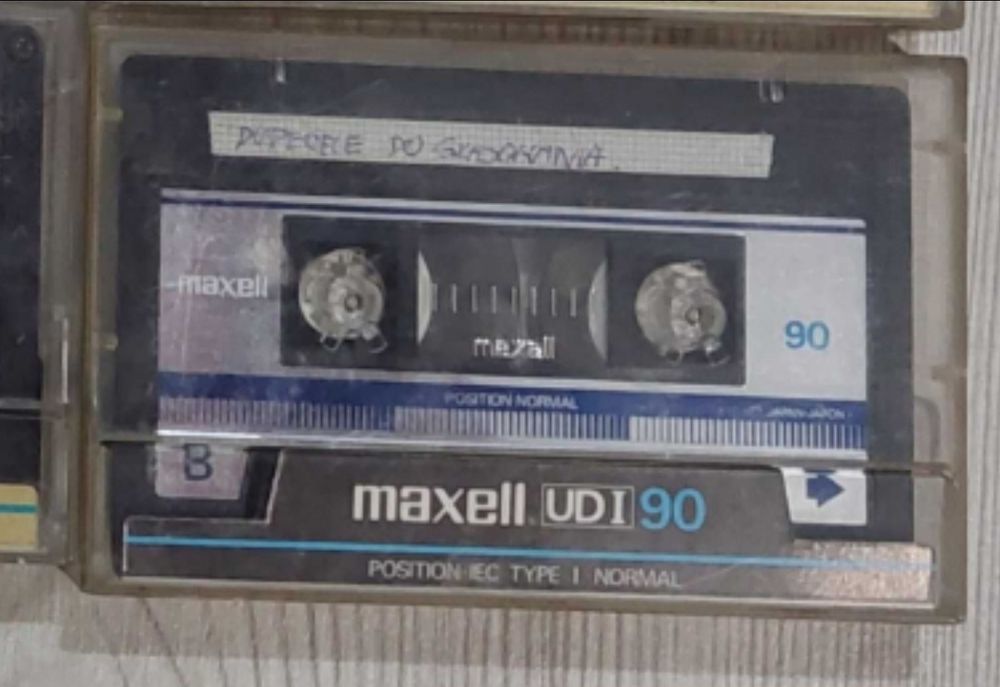 Maxell UDI 90 kaseta

Producent: Maxell

Model: UD

Długość